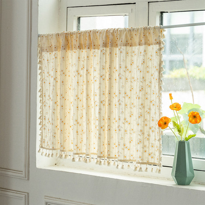 Beige Daisy Pattern Tier Gardin i Bomull Lin Stoff | Norvo