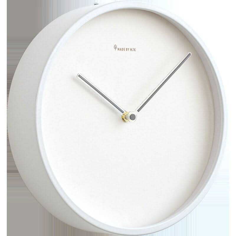 Norvo | Nordic Minimalist Treveggklokke Hvit Svart Design