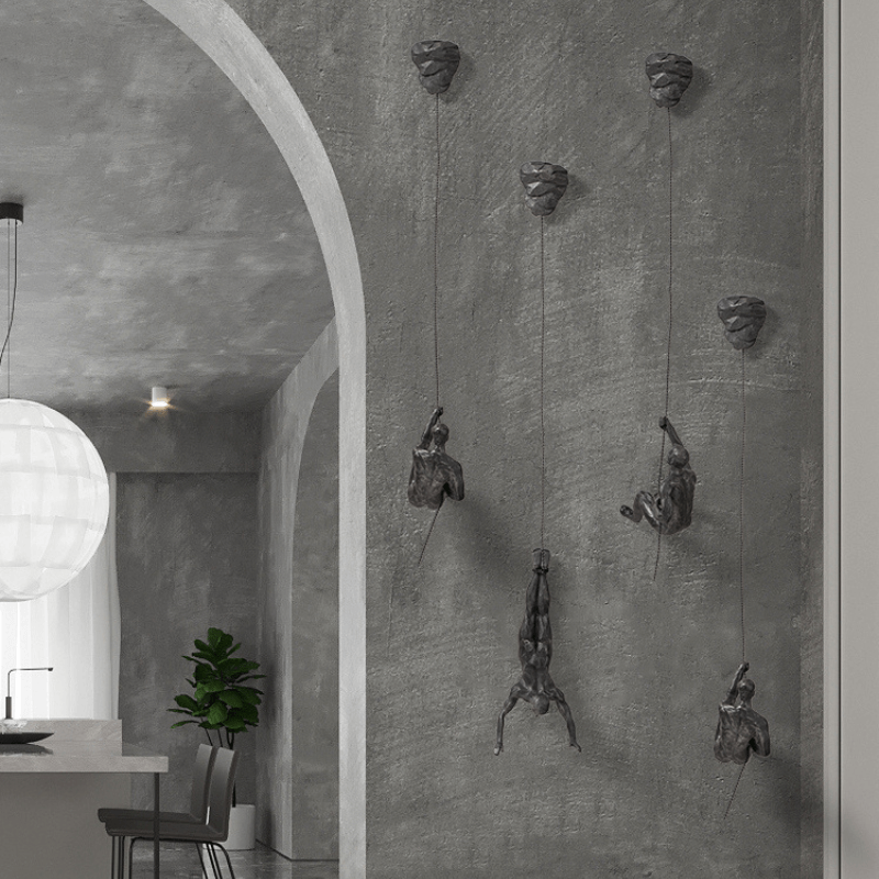 Norvo | Klatrende Mann Vegg Skulptur Sett – Moderne Harpiks Kunst