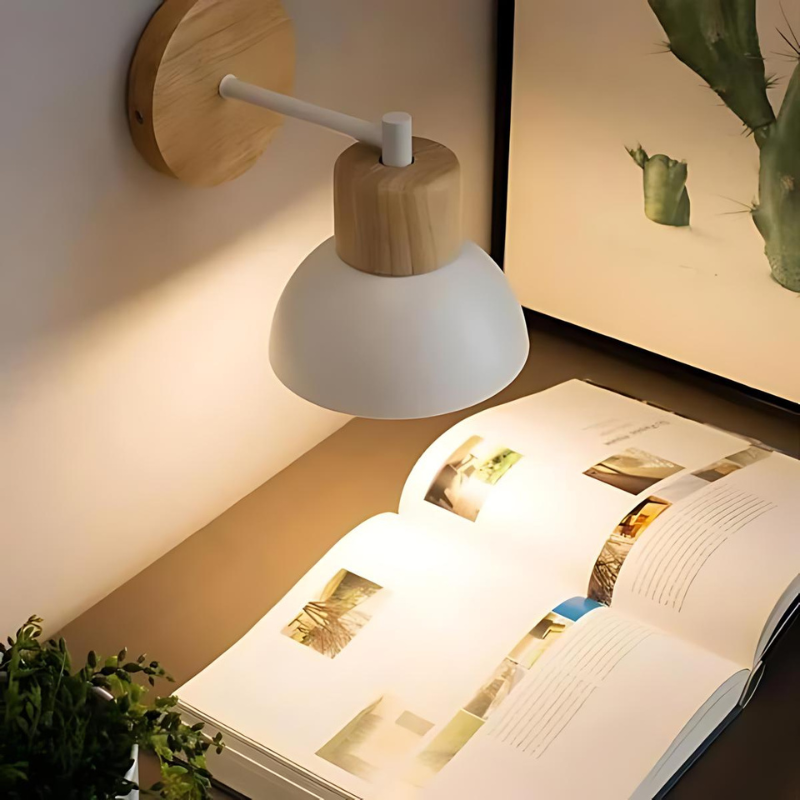 Norvo | Stilfull vegglampe laget av tre for et harmonisk hjem