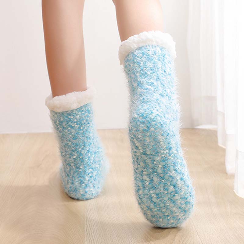 Norvo | WarmStep - Varme og sklisikre komfortsokker for føttene dine