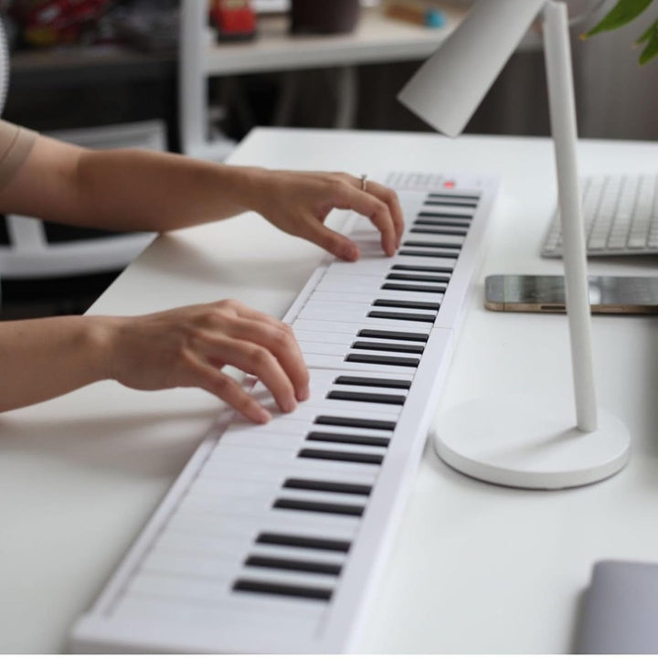 Frendorf | 61-tangenters sammenleggbart digitalpiano med innspilling og avspilling – Meliora