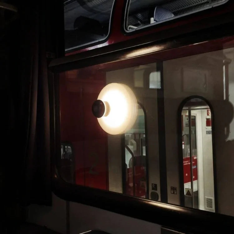 Norvo | LED vegglampe med oppladbart sugefeste