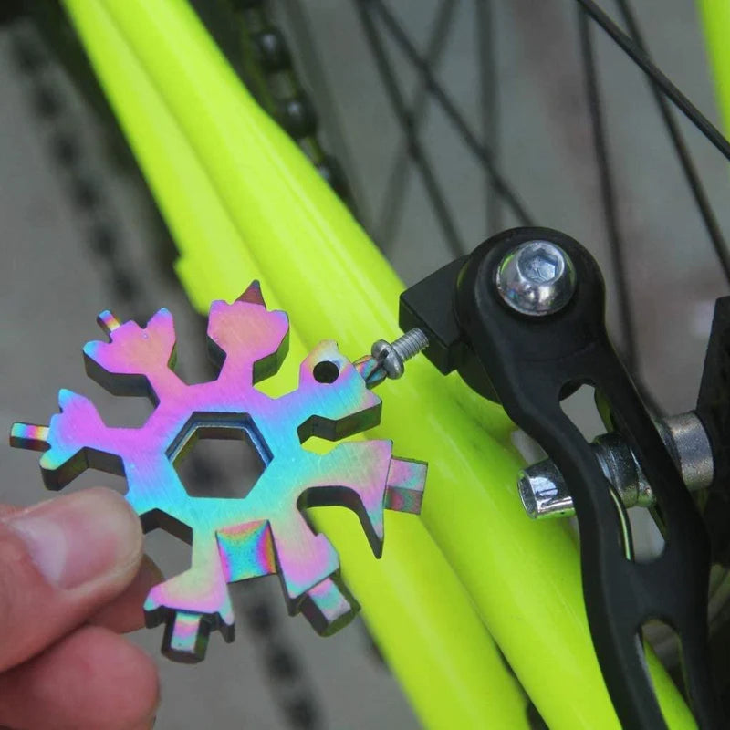 Norvo | Snøfnugg Multifunksjonell Fingertipp Gyroskop Skiftenøkkel Verktøy Leke