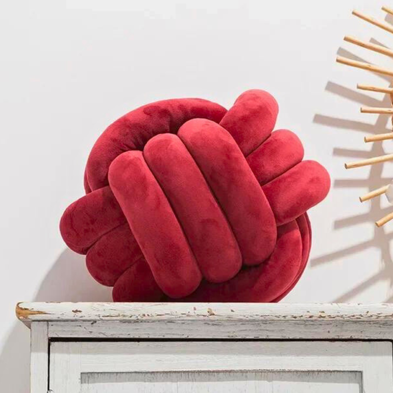 Norvo | Skandinavisk Knutepute laget av Fløyel