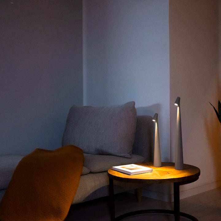 Norvo | Bordlampe Moderne Rød Metall LED Lys