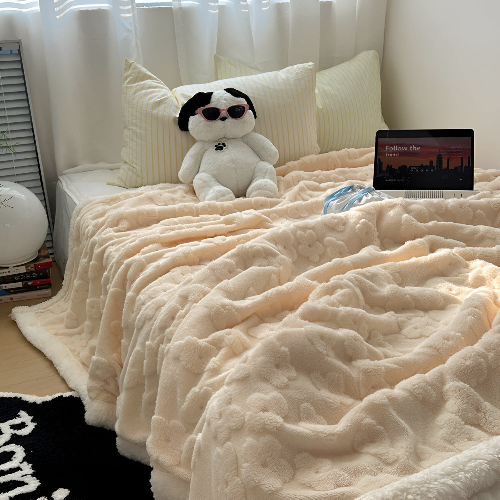 Norvo | Cloud Flower Snuggle Blanket