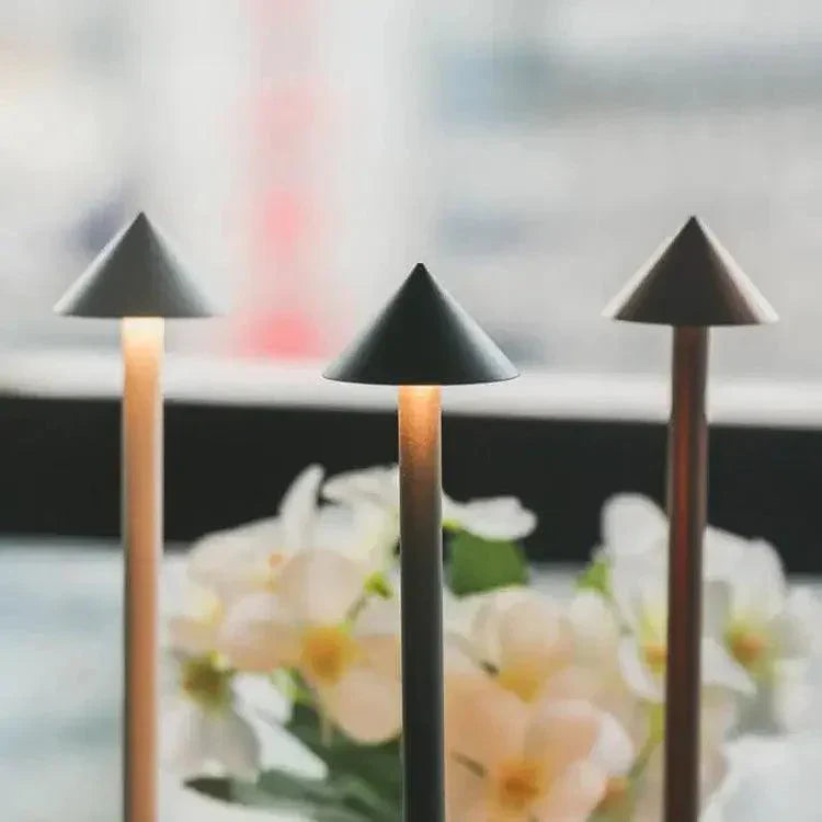 Norvo | BeamLuxe - Elegant Trådløs Bordlampe