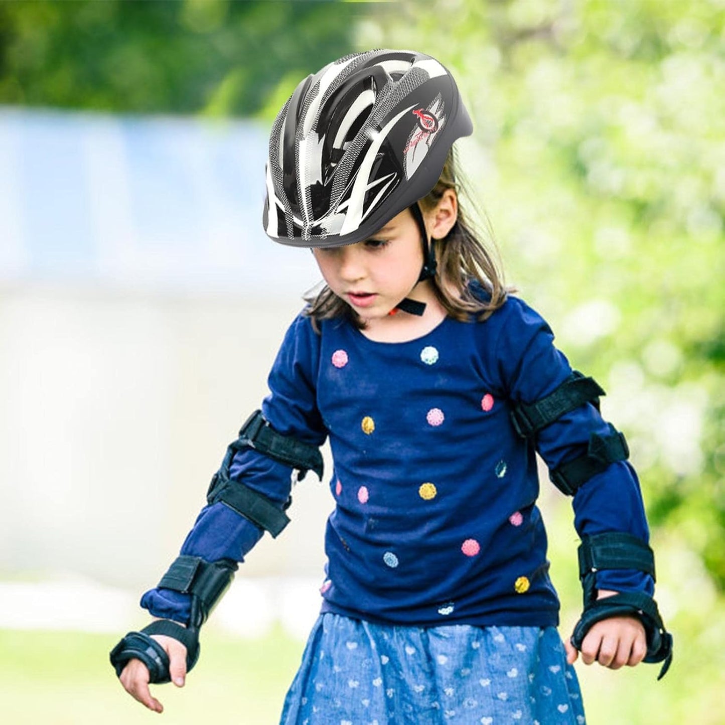 Norvo | Barne sikkerhetshjelm for sykling, skating, scooter og balance bike – Tegneserie design