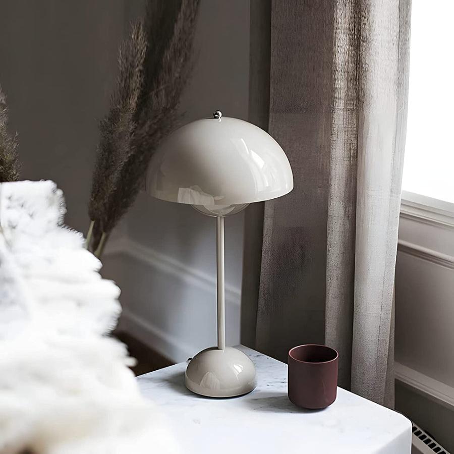 Norvo | Minimalist Blomsterpotte Bordlampe - Oppladbar Nattbordlampe & Trådløs Design Soppformet Lamper
