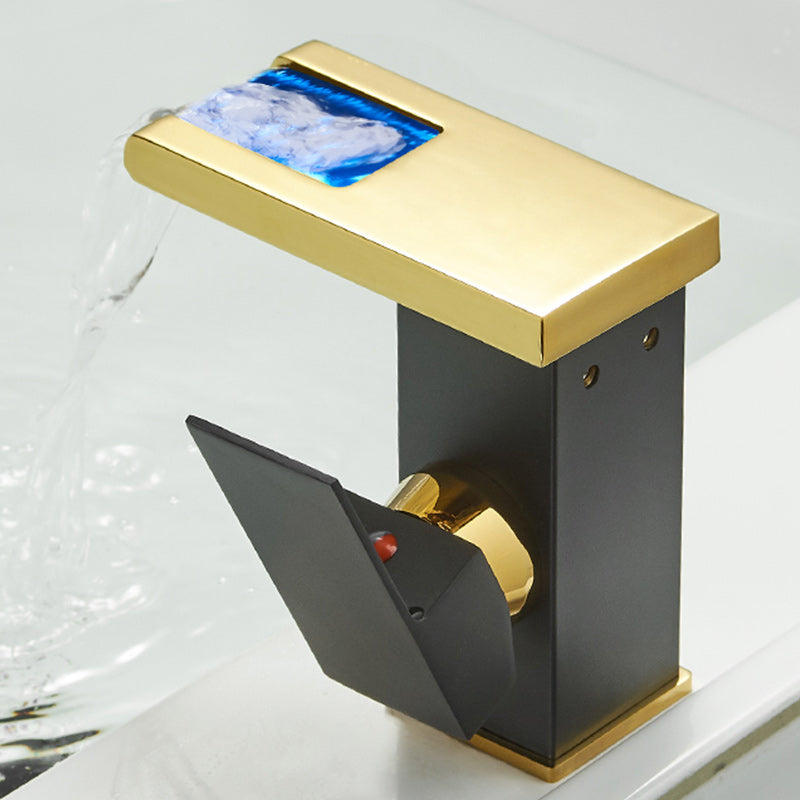 Norvo | Moderne vannfall tut baderom vask med LED messing baderom vask