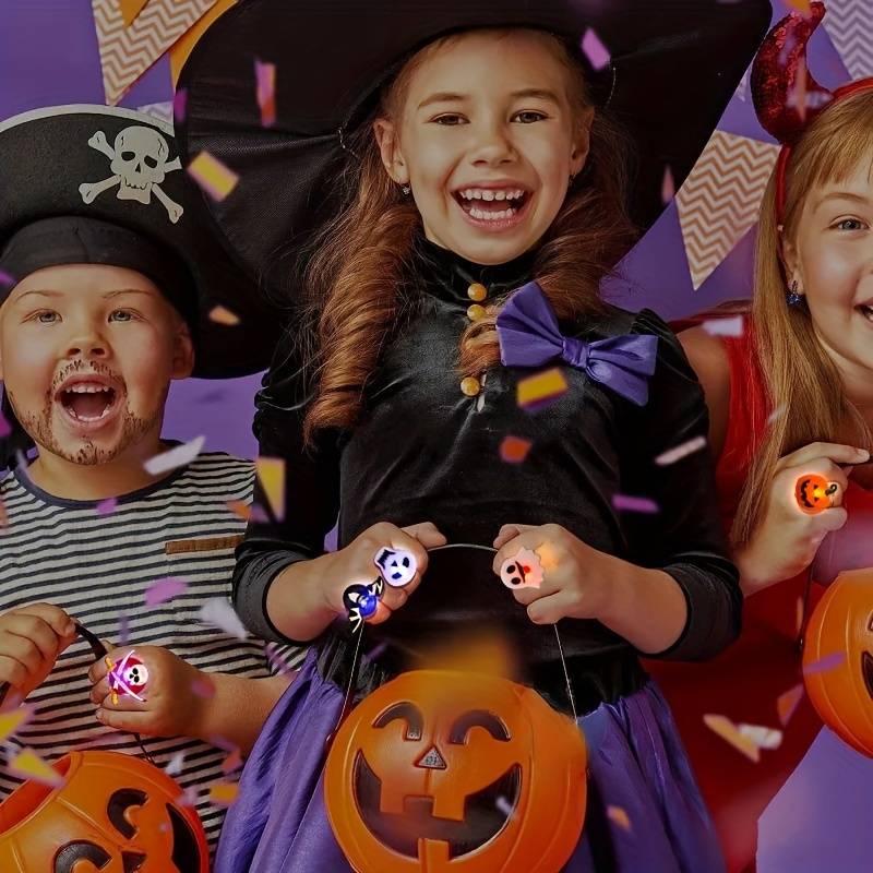 Norvo | Lysende Halloween Ringer & Brosjer