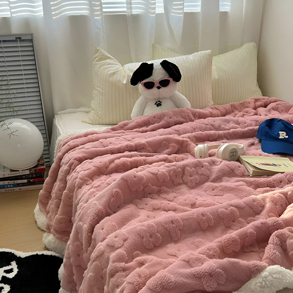 Norvo | Cloud Flower Snuggle Blanket