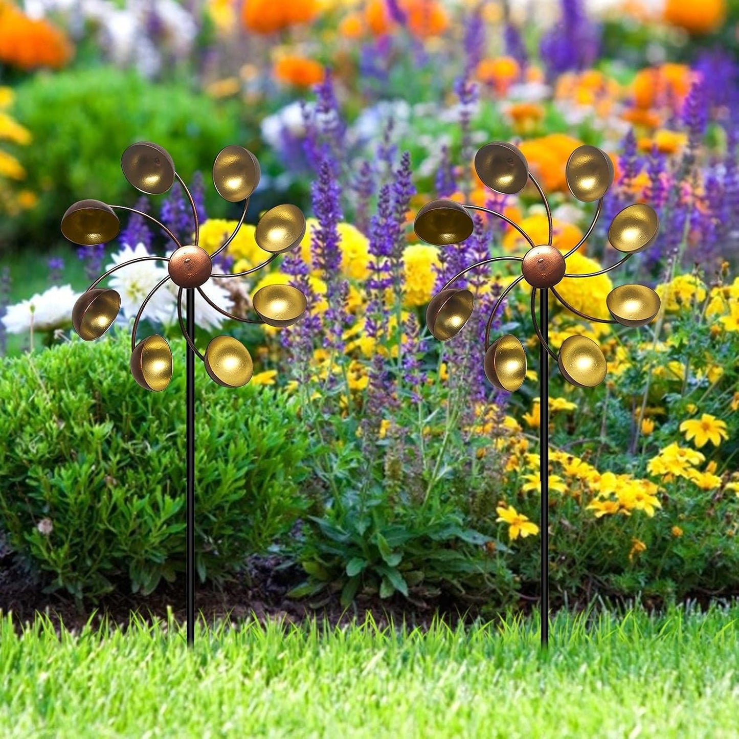 Norvo | Dekorativ Hagevindmølle med Metallblomster – Fargerik Vindklokke for Utendørs Bruk