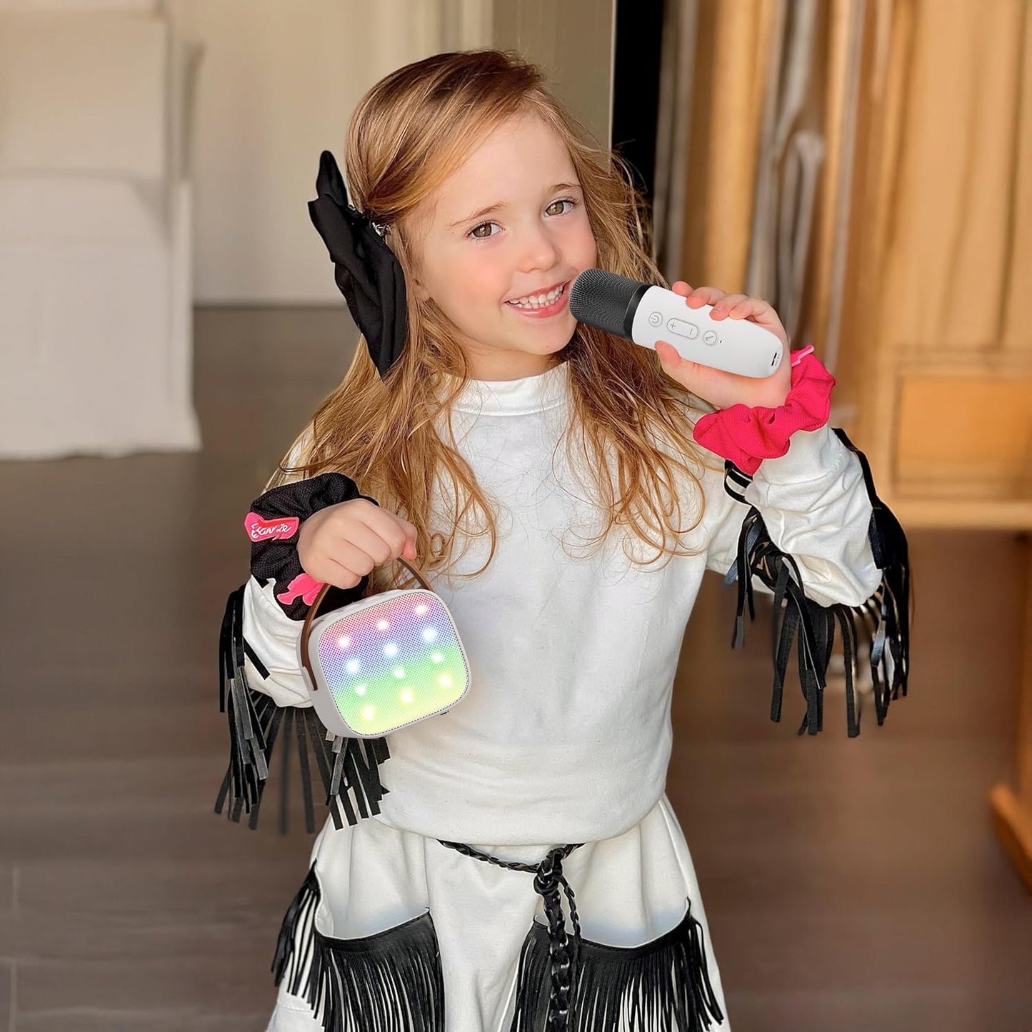 Norvo | Bærbar Mini Karaoke-maskin med Bluetooth-høyttaler og 2 trådløse mikrofoner – Veylo