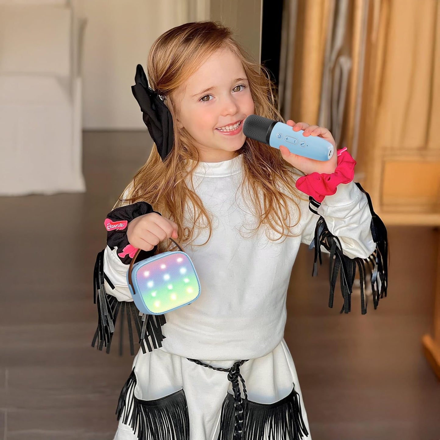 Norvo | Bærbar Mini Karaoke-maskin med Bluetooth-høyttaler og 2 trådløse mikrofoner – Veylo