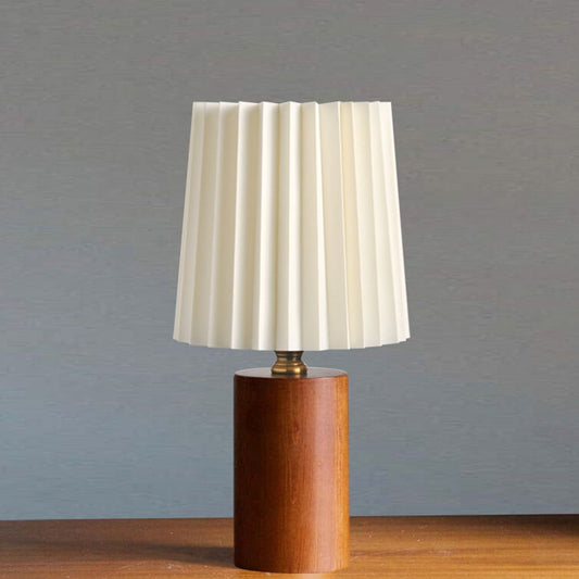 Norvo | Vintage Koreansk Plisserte Kolonne Solid Tre Base 1-Lysets Bordlampe