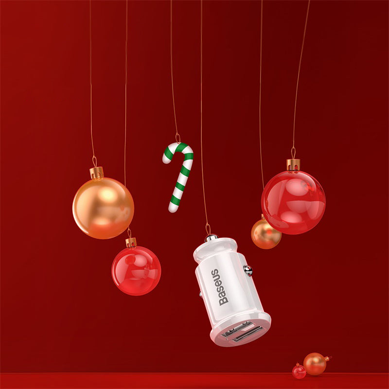 Norvo | Biltilbehør Julegavepakke, inkludert biltelefonholder, bil laderadapter, 3-i-1 ladekabel og luftfrisker