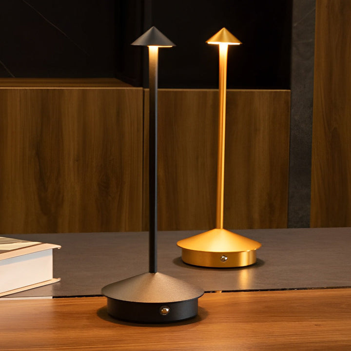 Norvo | Pina Pro - Stilig Dimbar USB Bordlampe