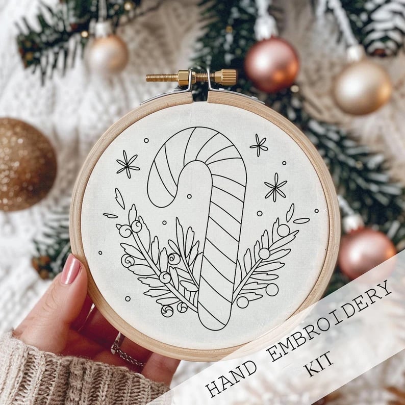 Norvo | DIY Julebroderi Sett (KIT) – Nisser & Juletre for Nybegynnere