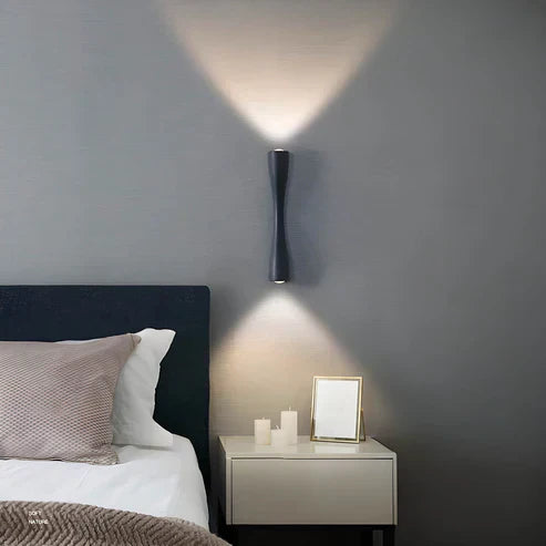 RéconfortGlow – Elegant Vanntett Vegglampe for Innendørs og Utendørs Norvo