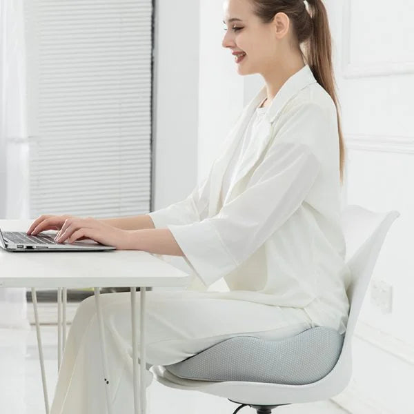 Norvo | Justerbart minneskum setetrekk for sittebenavlastning | Ergonomisk design for kontorstol og bilbruk