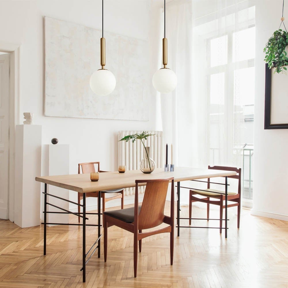 Norvo | Moderne lampe med et mykt, hvitt lys