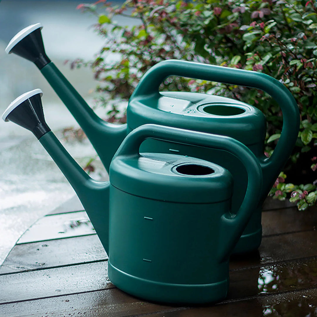 Norvo | Storvolum vannkanne med lang tut – plast for hagepleie