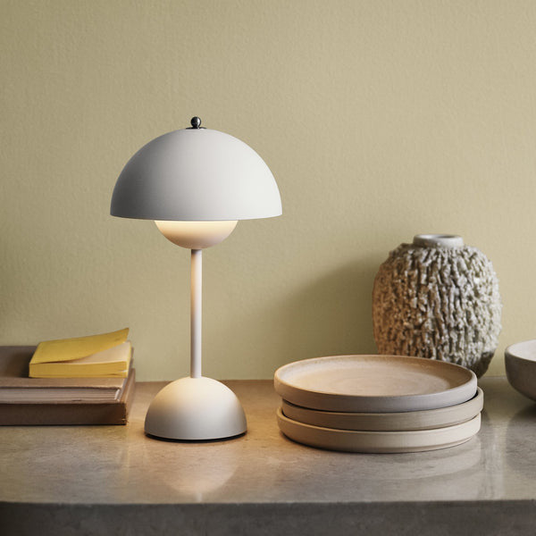 Norvo | Justerbar lysstyrke blomsterpotte lampe - Italiensk oppladbar bordlampe VP3