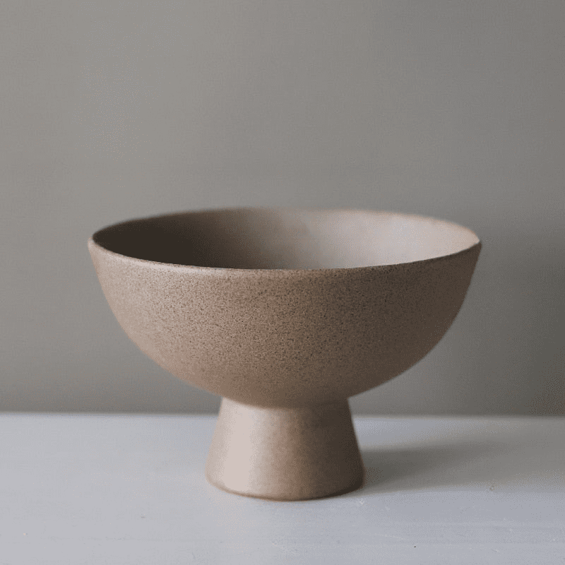 Stor terracotta vases | Timeless beauty and rustic elegance