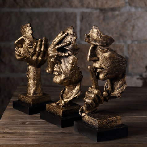 Norvo | Abstrakt Gylden Skulptur i Skandinavisk Design