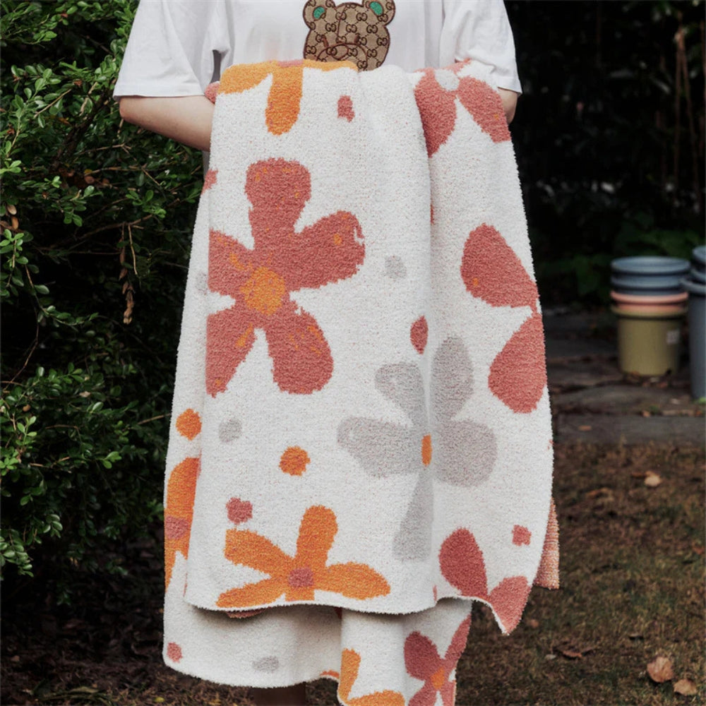 Norvo | Alvian Floral Myk Strikket Teppet