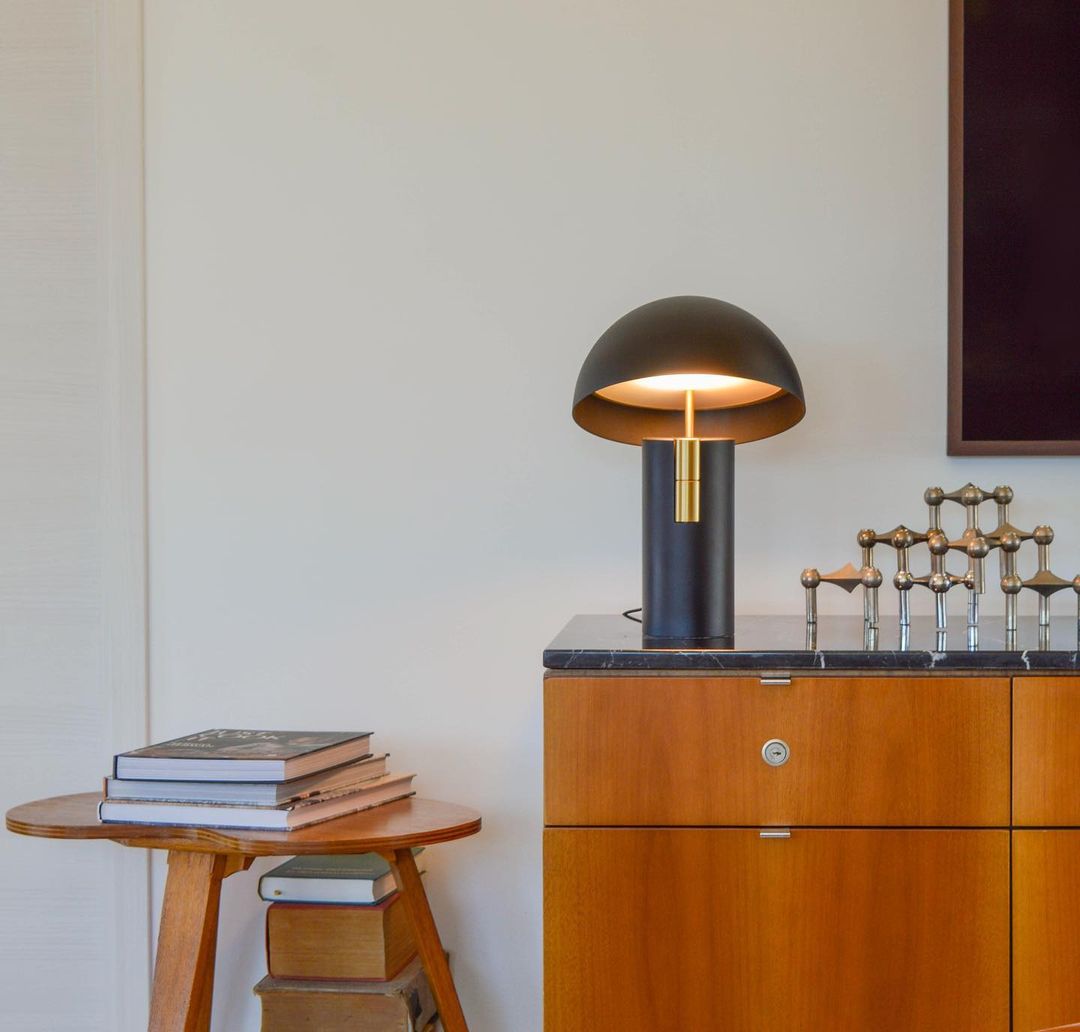Norvo | Bordlampe - RetroWave - Minimalistisk & Justerbart Design - Chic Moderne Eleganse
