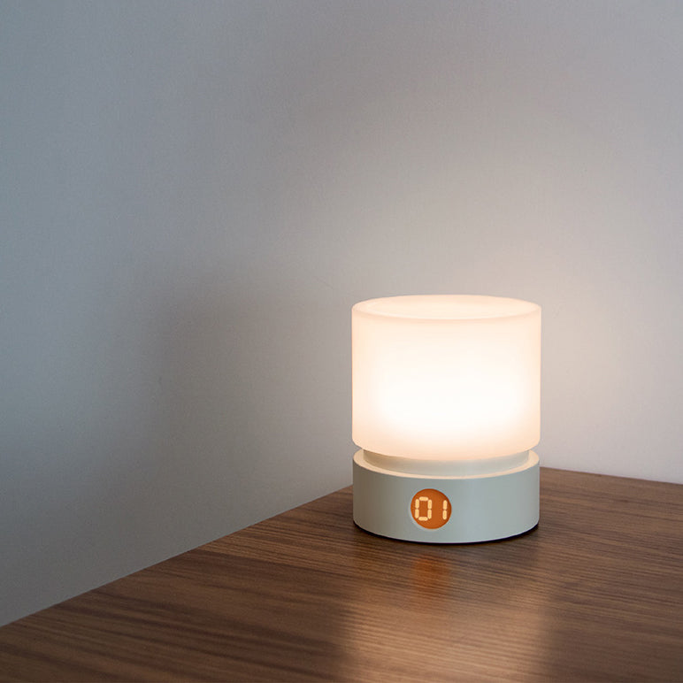 Norvo | Moderne nordisk timer oppladbar ABS HIPS silikon sylinder LED bordlampe nattlys for natbordet