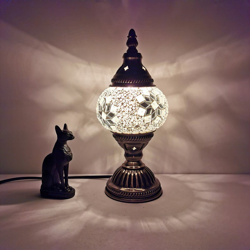 Norvo | Tradisjonell Tiffany Oval Glass Jern 1-Lys Bordlampe for Stuen