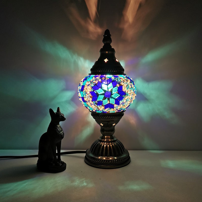 Norvo | Tradisjonell Tiffany Oval Glass Jern 1-Lys Bordlampe for Stuen