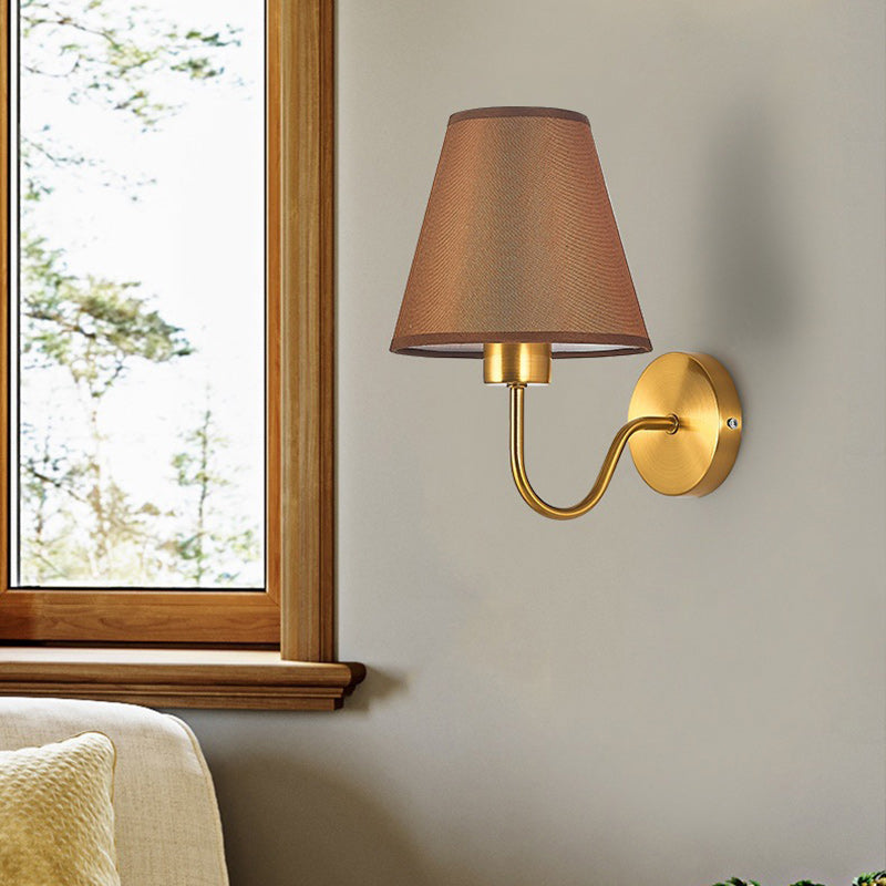 Norvo | Moderne Nordisk Rund Bøyd Stang Jern Tøy Nyttelys 1-Lykt Vegglampe for Stue