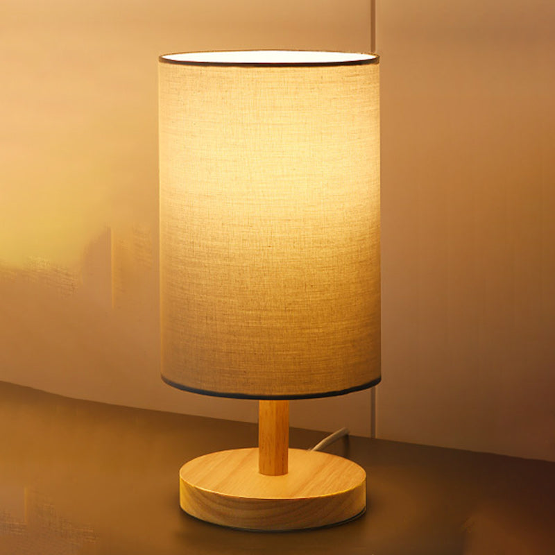 Norvo | Tradisjonell japansk sylinder trestoff 1-lamps bordlampe for stuen