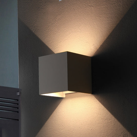 Norvo | Moderne Minimalistisk Vanntett kube Opp Ned Aluminium Glass Induksjon LED Vegg Lys Lamper For Soverom