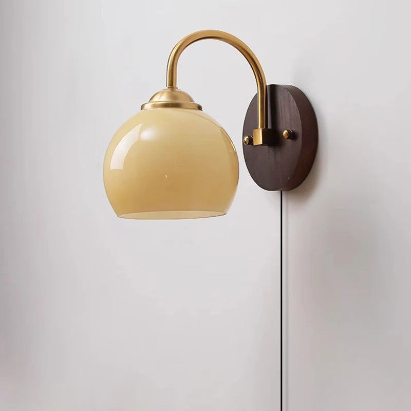 Norvo | Moderne Mid-Century Krem Rund Oval Ask Tre Glass 1-Lys Vegglampe for Soverom