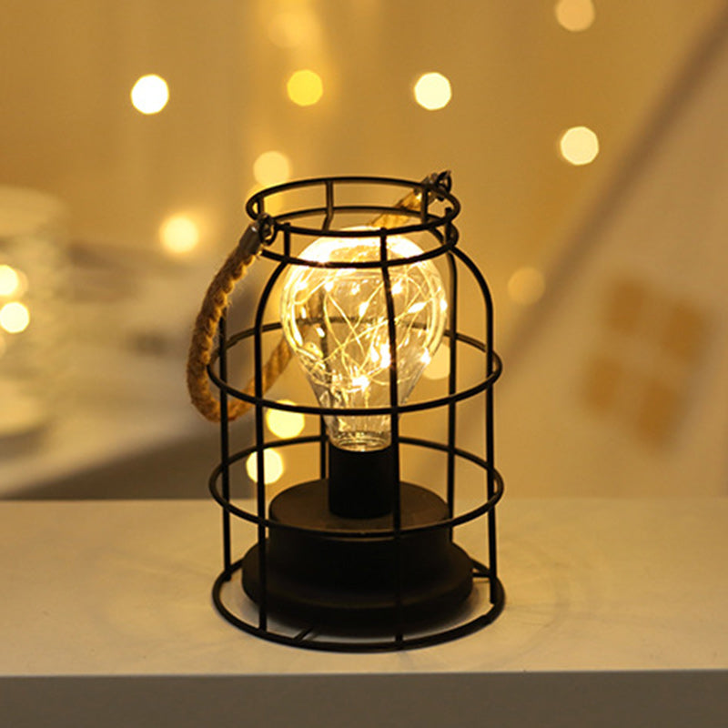 Norvo | Moderne Minimalist Vertikale Stripete Firkantrund Jern LED Bordlampe For Stue