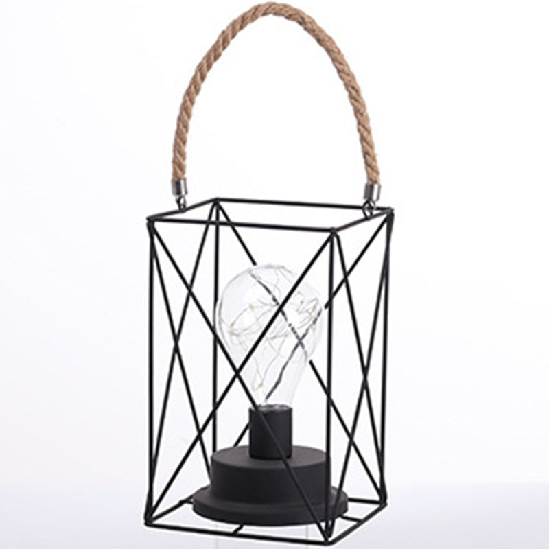 Norvo | Moderne Minimalist Vertikale Stripete Firkantrund Jern LED Bordlampe For Stue