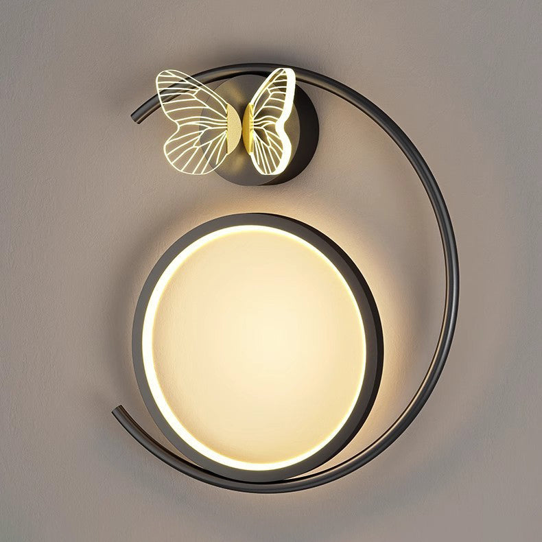 Norvo | Moderne Luksus Bøyd Rund Sommerfugl Silikon Jern LED Vegglampe for Stuen