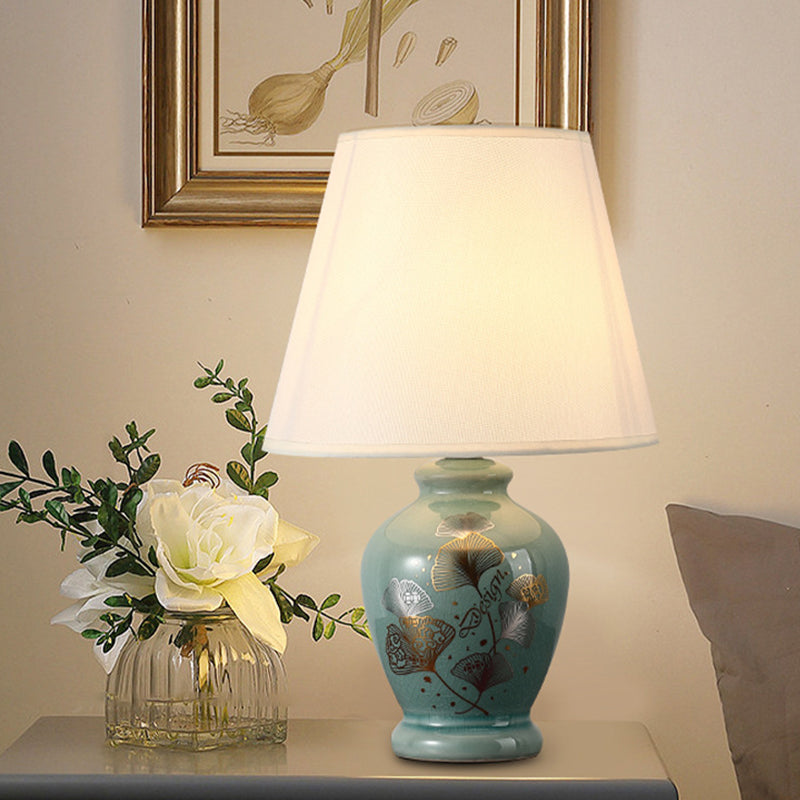 Norvo | Tradisjonelt kinesisk blomsterdesign rund vifte stoff keramikk 1-lys bordlampe til stuen