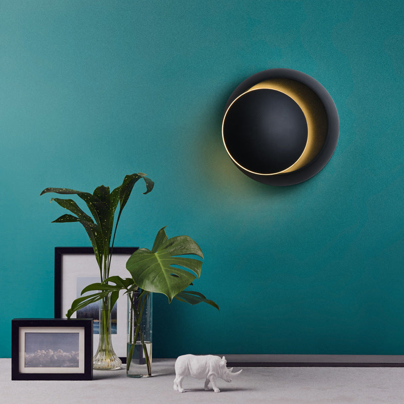 Norvo | Moderne nordisk jern rund eklips roterbar LED vegglampe for nattbord