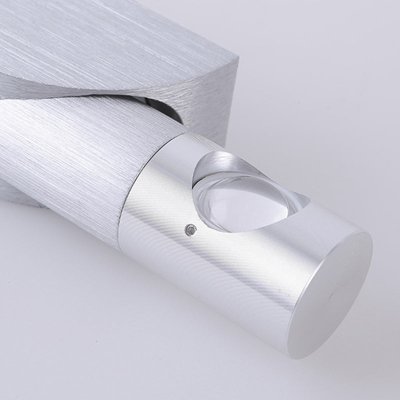 Norvo | Moderne industriell aluminium-akryl stripet børstet roterende LED vegglampe for gang