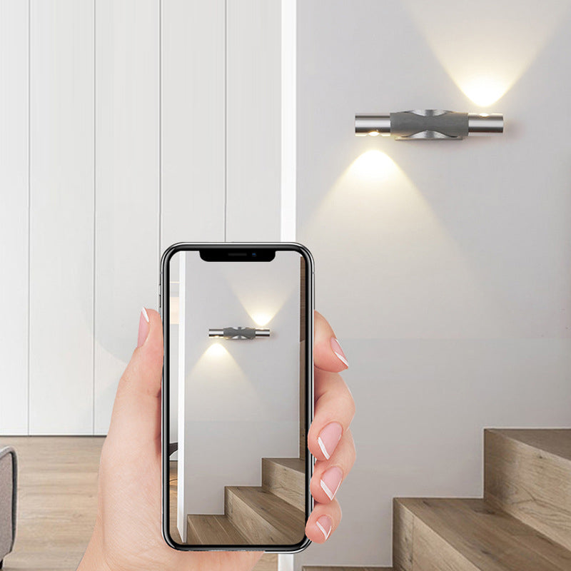 Norvo | Moderne industriell aluminium-akryl stripet børstet roterende LED vegglampe for gang