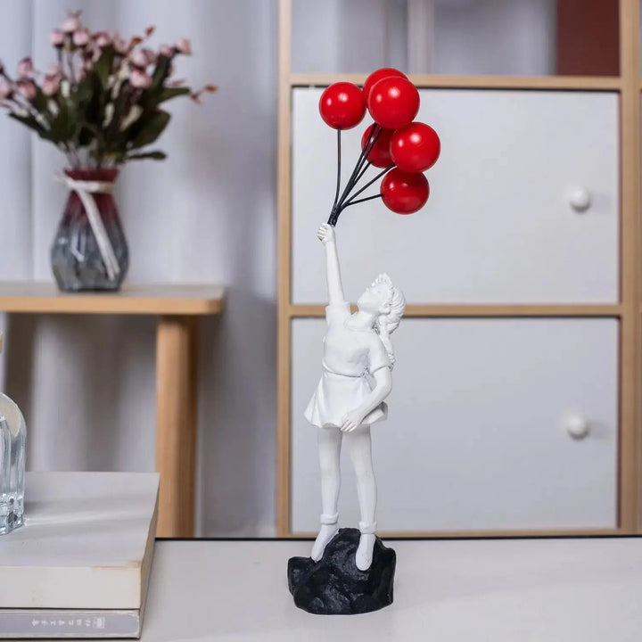 Norvo | Banksy flygende ballongjente statue