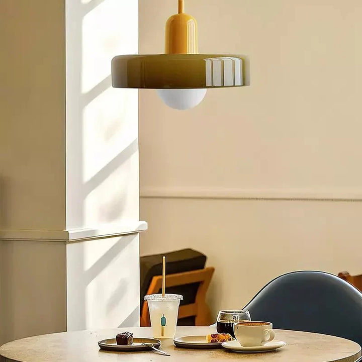 Norvo | Bauhaus Farget Glasspendellampe for Moderne Interiører