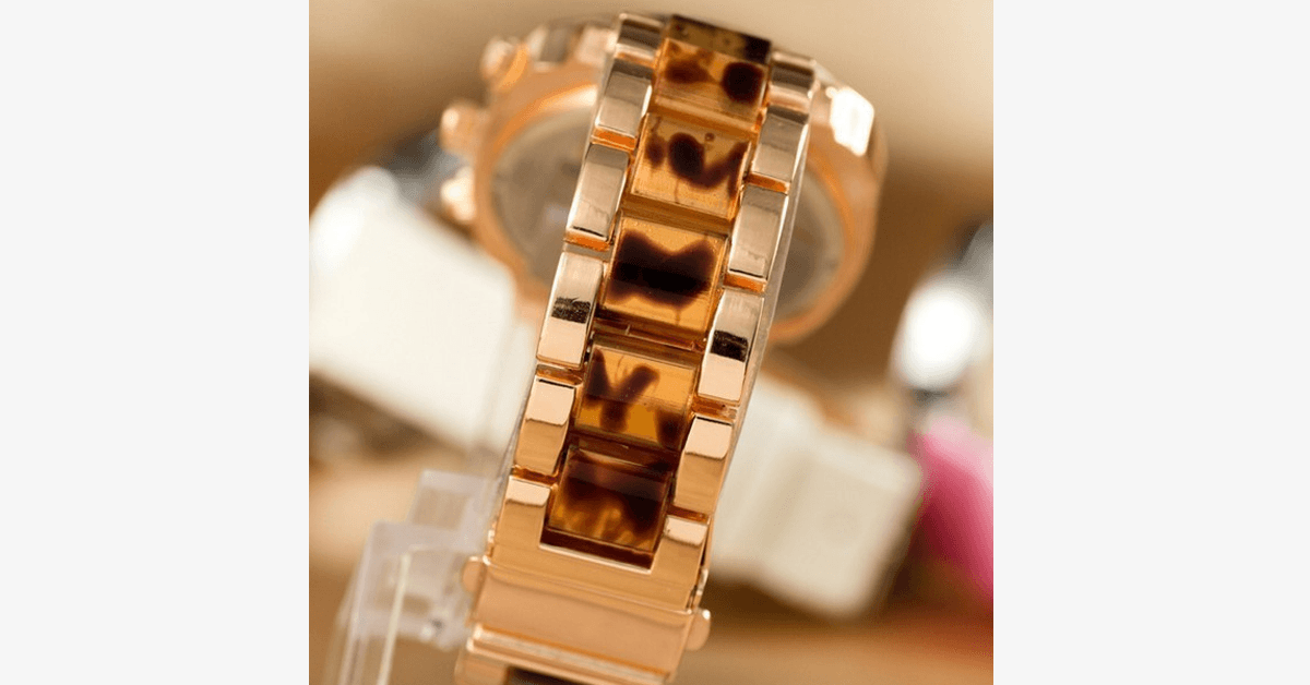 Norvo | Daring Girlfriend Watch - For the Daring and Beautiful Women